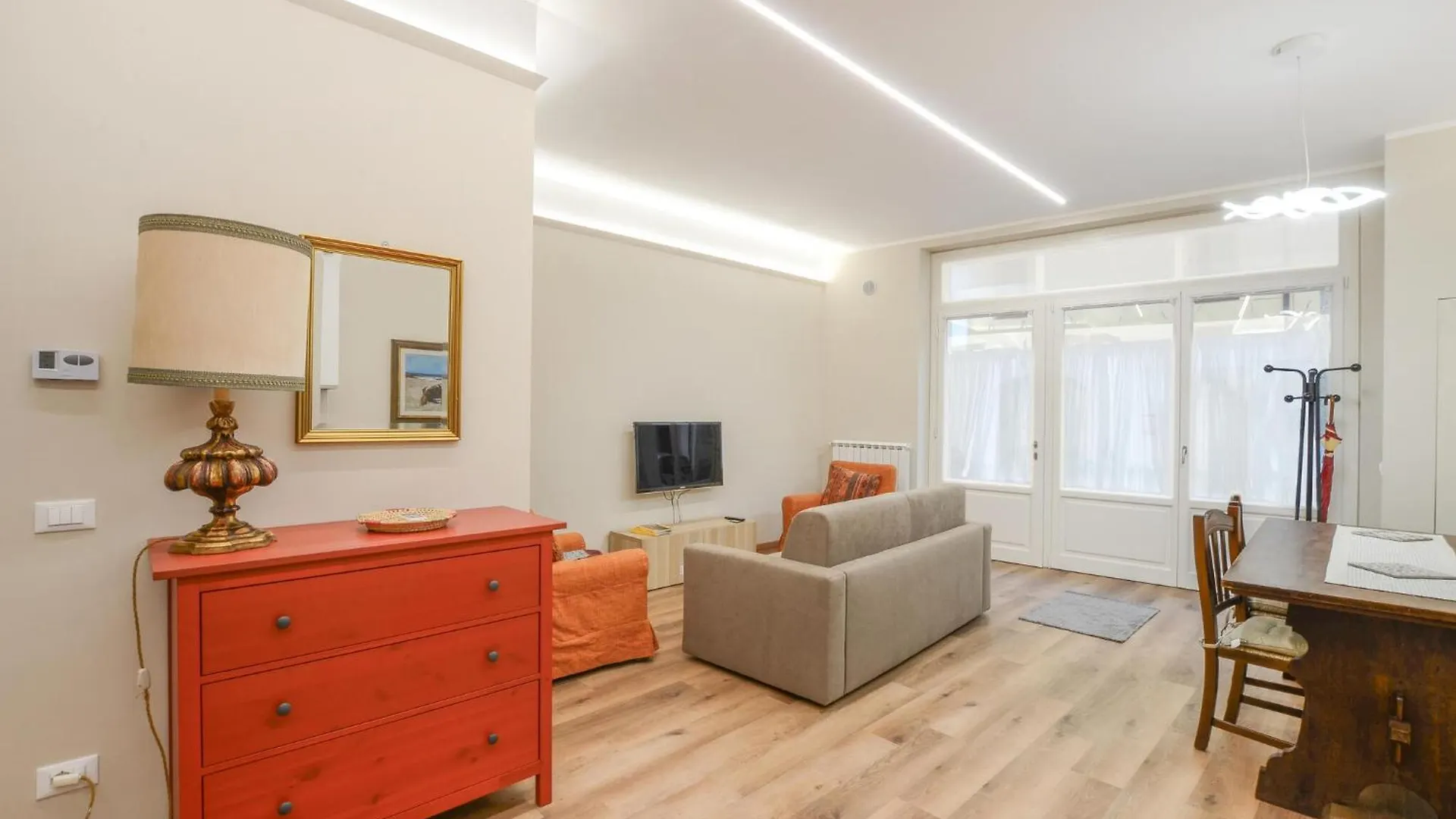 Amazing Apartment In Camaiore With Kitchen contacts